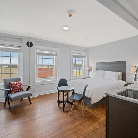 Historic Elegance Loft In Downtown Conway Apartment Exterior photo